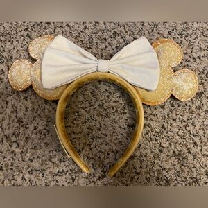 Loungefly Beignet Disney Ears